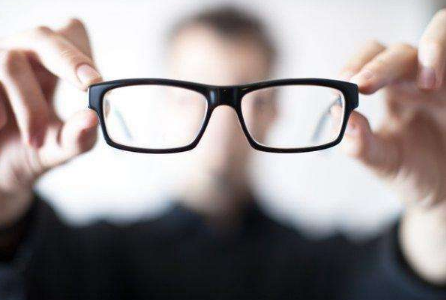 四类人群不建议使用角膜矫正视力