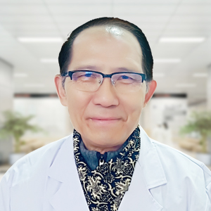 上海中医医院_徐中伟教授在上海明珠医院担任中医特需专家一职