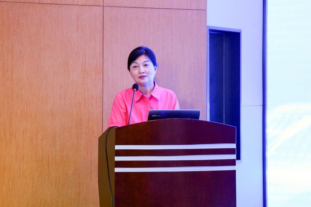 四川泌尿外科医院开展基孔肯雅热及登革热诊疗防控方案专题培训会