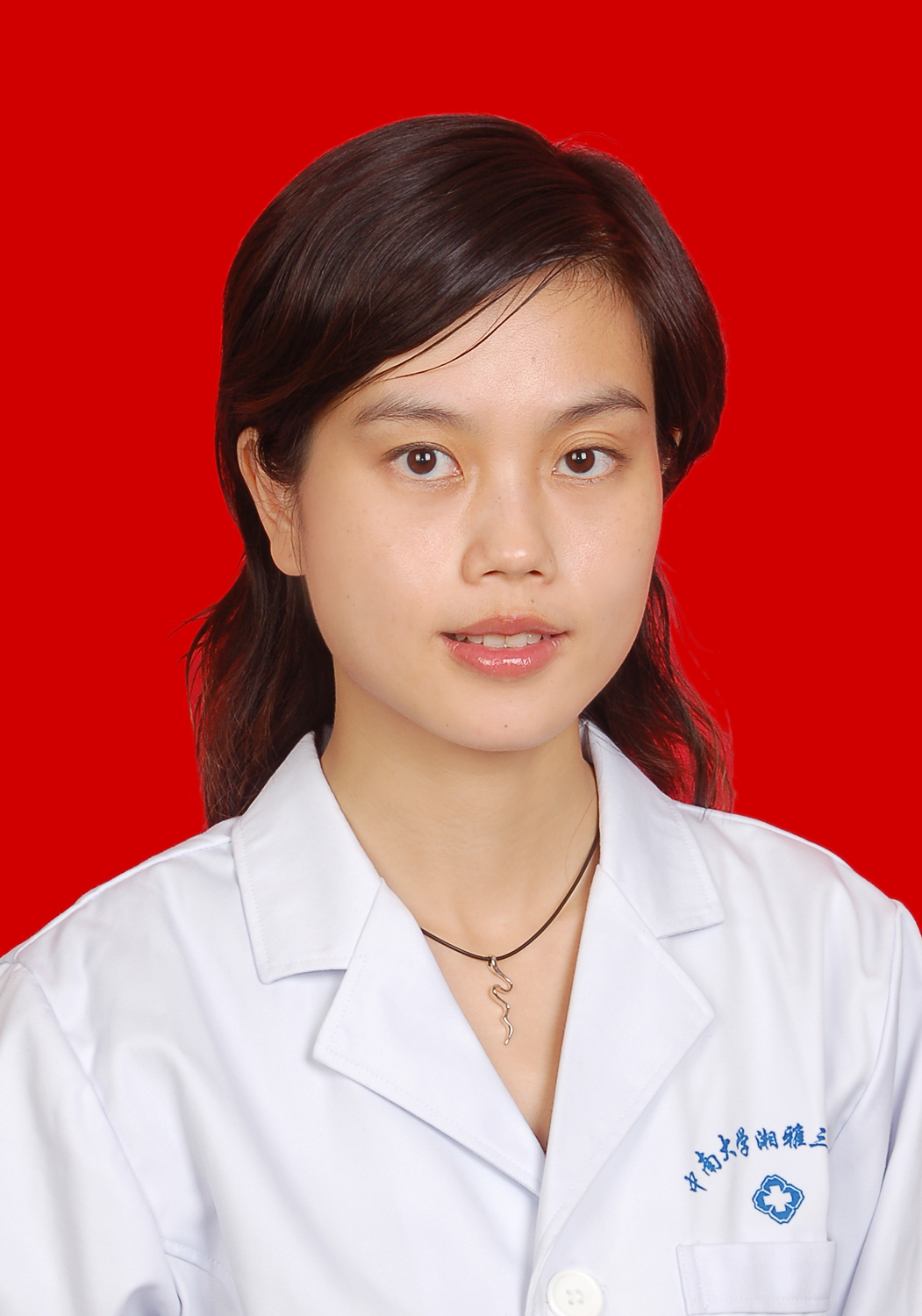 查看详情谭丽娜医生职称:主治医师坐诊科室:皮肤性病科擅长:皮肤科